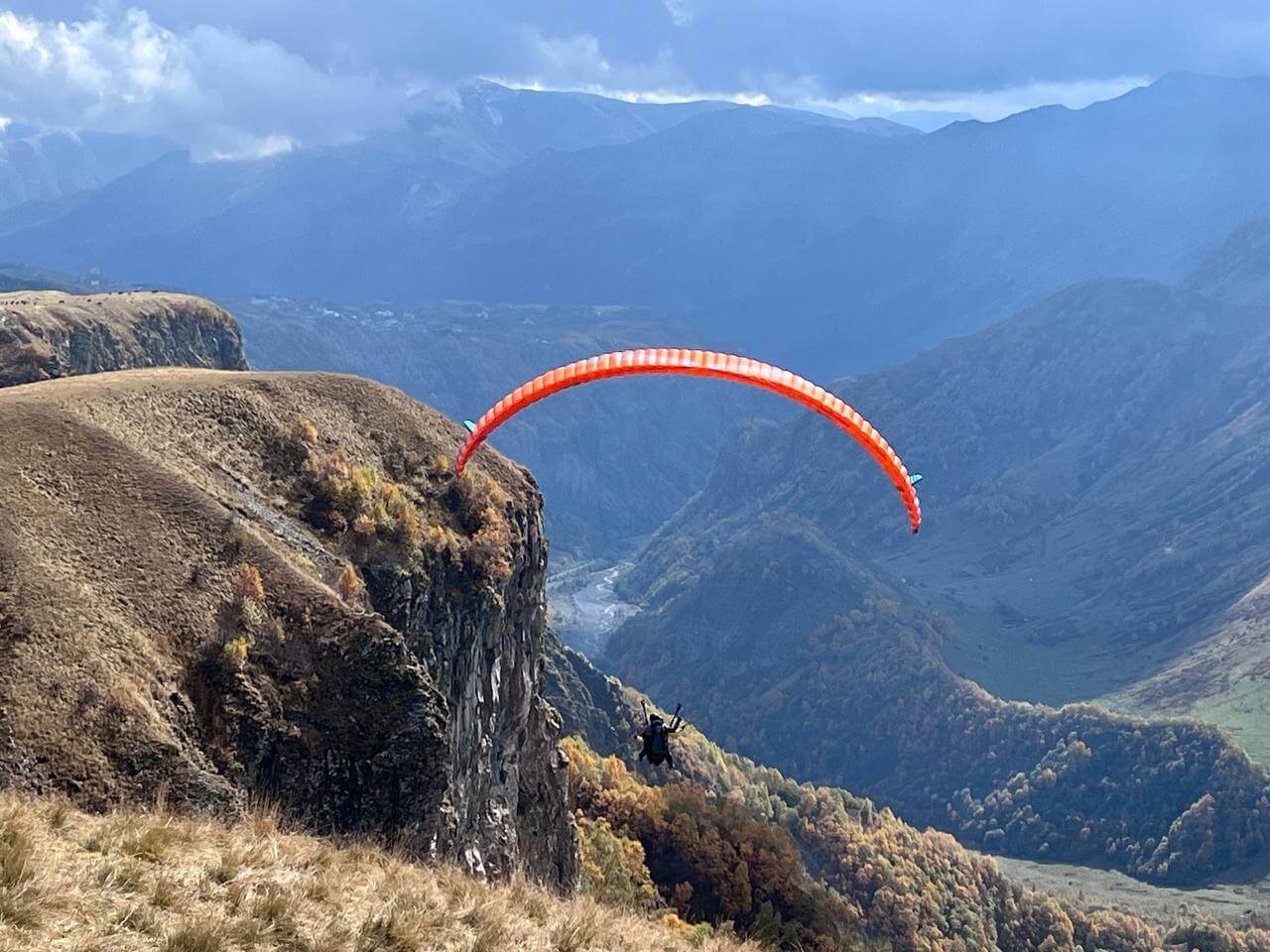 Paragliding in Gudauri